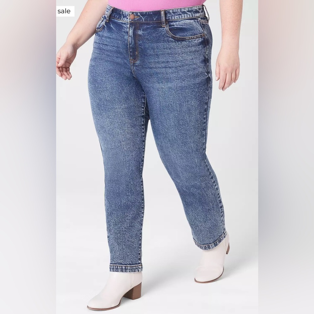 Lane Bryant Signature Fit Slim Straight Ankle Short Mid-Rise Jeans - Picture 5 of 6